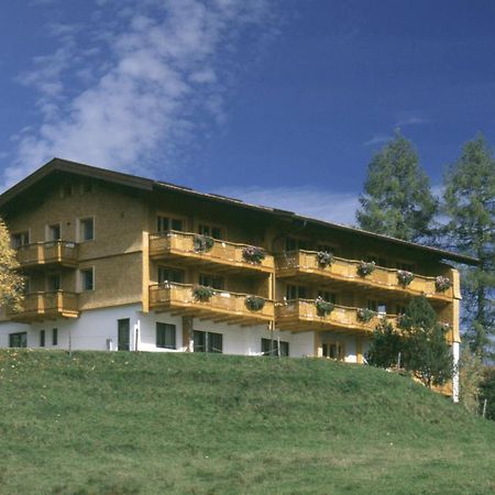 Hotel Bellevue Riezlern Esterno foto