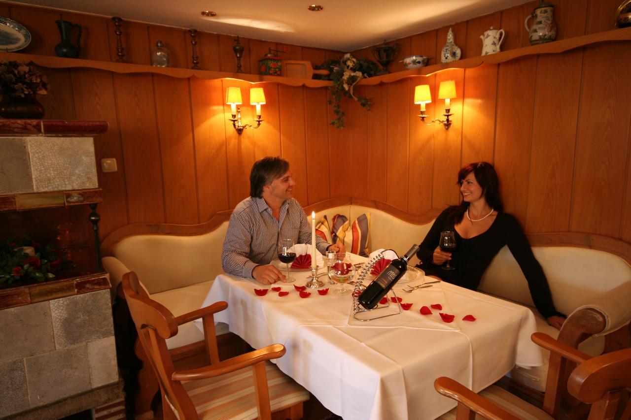 Hotel Bellevue Riezlern Esterno foto